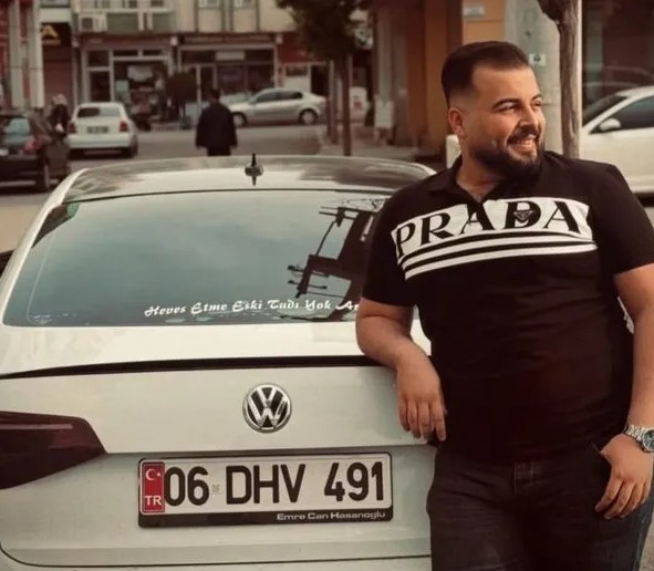 Viranşehir 2 otomobil çarpıştı: Genç sürücü hayatını kaybetti